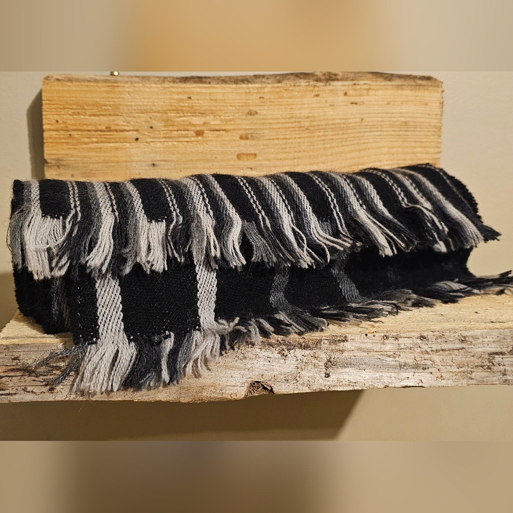 Amicale 100% Merino Wool Double Sided Design Scarf